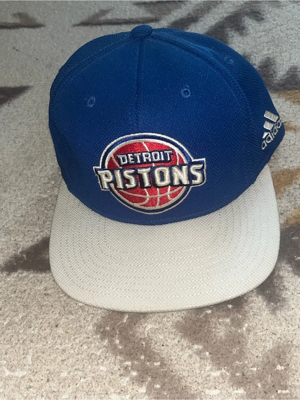 ALOT NBA HOCKEY BASEBALL HATS